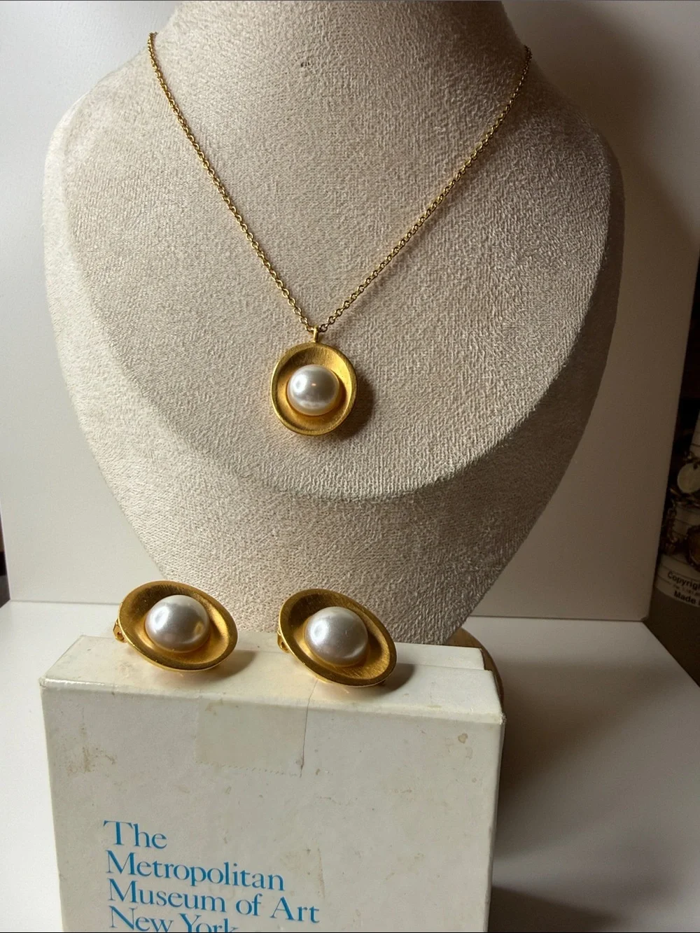 MMA 1993 vintage Gold plated Pearl Pendant Necklace and clip CUPID Earring Set